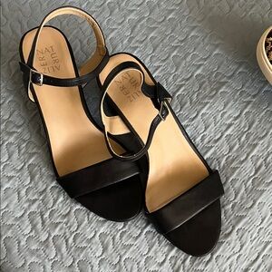 Naturalizer Elegant Black Sandals
